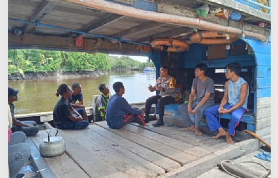 POLSEK DUMAI KOTA GELAR COOLING SISTEM DI ATAS KAPAL KM